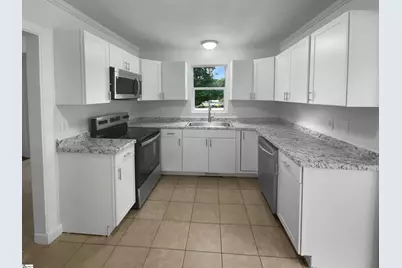 2375 S Pine Street, Spartanburg, SC 29302 - Photo 6