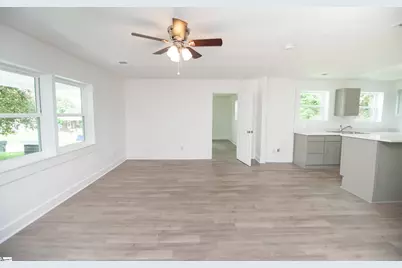 41 Gosnell Avenue, Inman, SC 29349 - Photo 4