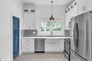 7 Maplecroft St, Greenville, SC 29609 - Photo 14