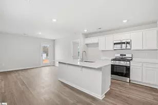 25 New Dunham Bridge Rd, Greenville, SC 29611 - Photo 6