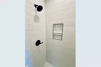 9 Hawthorne Lane #Unit 105, Greenville, SC 29605 - Photo 32