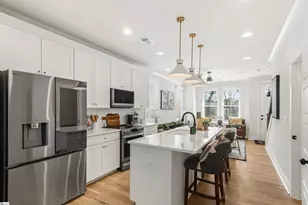 9 Hawthorne Ln, Greenville, SC 29605 - Photo 36