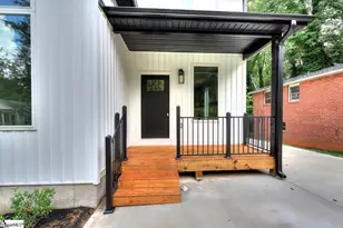 226 Cowan Ct, Greenville, SC 29607 - Photo 2