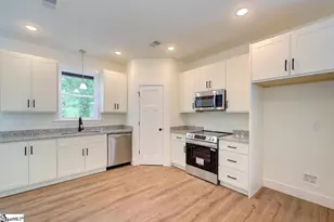 226 Cowan Ct, Greenville, SC 29607 - Photo 8