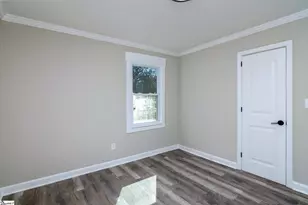 49 Tuskegee Ave, Greenville, SC 29607 - Photo 32