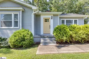 200 Cardinal Dr, Taylors, SC 29687 - Photo 4