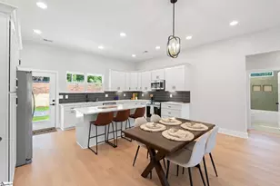 107 Mt Bay Dr, Westminster, SC 29693 - Photo 10