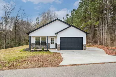 203 Ridgecrest Way, Williamston, SC 29697 - Photo 1