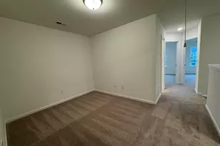 204 Spartina Ct, Spartanburg, SC 29307 - Photo 8