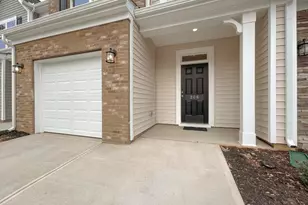 206 Spartina Ct, Spartanburg, SC 29307 - Photo 2