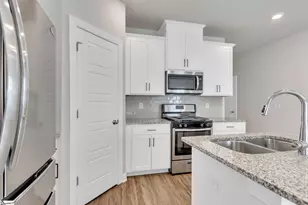 106 Telford Dr, Greenville, SC 29617 - Photo 4