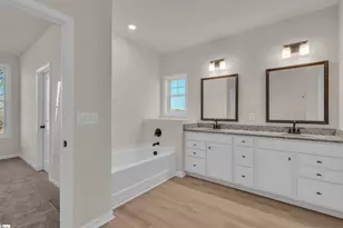 151 Hunter Ridge Dr, Boiling Springs, SC 29316 - Photo 16