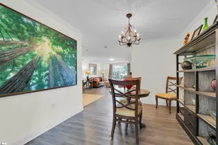 925 Cleveland St, Greenville, SC 29601 - Photo 10