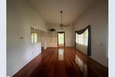 606 W South Broad Street, Walhalla, SC 29691 - Photo 4