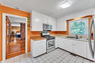 222 Hillcrest Cir, Anderson, SC 29624 - Photo 10