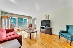 222 Hillcrest Cir, Anderson, SC 29624 - Photo 6