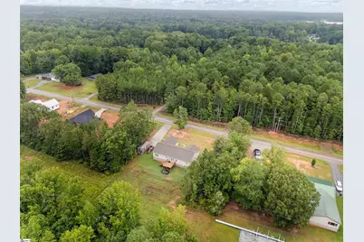 708 Carolyn Drive, Clinton, SC 29325 - Photo 40