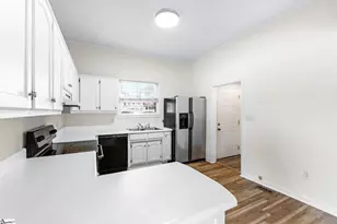 41 Allen St, Greenville, SC 29605 - Photo 12