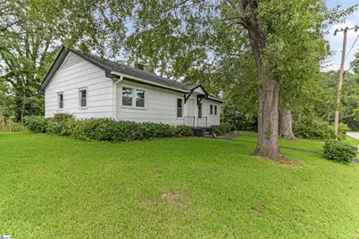 207 South Carolina Avenue, Spartanburg, SC 29306 - Photo 2