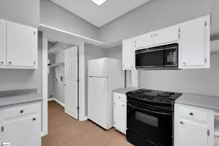 200 Cecil Dr, Liberty, SC 29657 - Photo 32