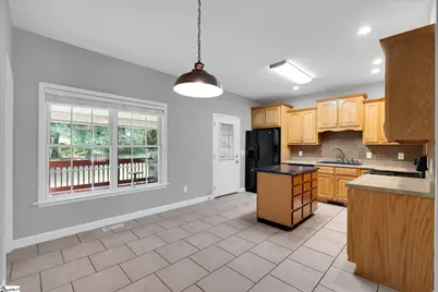 200 Cecil Drive, Liberty, SC 29657 - Photo 10