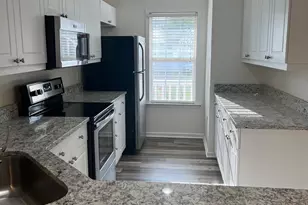 377 Still Water Cir, Boiling Springs, SC 29316 - Photo 8