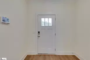 71 Mardale Ln, Greenville, SC 29609 - Photo 6