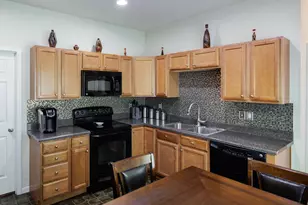 35 Juneau Ct, Greenville, SC 29605 - Photo 4