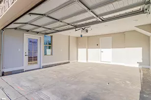 101 Eagle Wood Dr, Greenville, SC 29607 - Photo 2