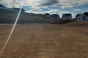 454 Haddon Trl, Woodruff, SC 29388 - Photo 2