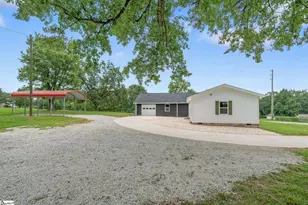 351 Morgan Rd, Wellford, SC 29385 - Photo 4