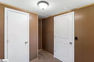 151 Ranch Rd, Laurens, SC 29360 - Photo 16