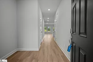 105 Pleasure Ln, Taylors, SC 29687 - Photo 2