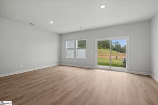 105 Pleasure Ln, Taylors, SC 29687 - Photo 6