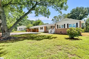 203 Fernwood Cir, Anderson, SC 29626 - Photo 2