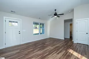 25 Simpson Creek Rd, Laurens, SC 29360 - Photo 4