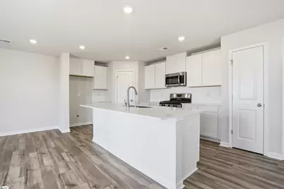 1352 Hugh Mack Court, Spartanburg, SC 29303 - Photo 6