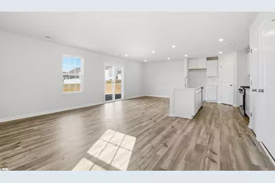 1352 Hugh Mack Court, Spartanburg, SC 29303 - Photo 4