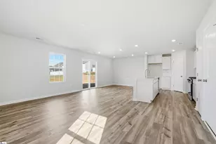 1352 Hugh Mack Ct, Spartanburg, SC 29303 - Photo 4