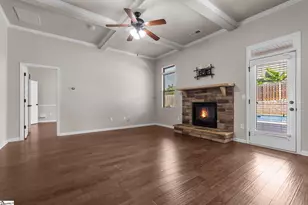 300 Mansfield Ln, Greer, SC 29650 - Photo 6