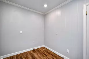 413 Vardry St, Greenville, SC 29601 - Photo 8