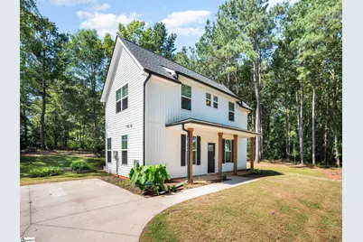 208 Big Woods Circle, Belton, SC 29627 - Photo 2