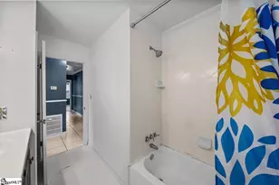 311 Scenic Dr, Greer, SC 29651 - Photo 14