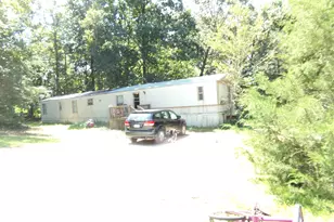 100 Hidden Acres Dr, Easley, SC 29640 - Photo 2