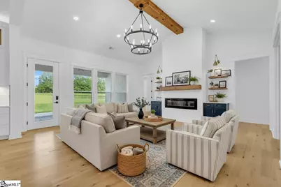 164 Triangle Pine Road, Fountain Inn, SC 29644 - Photo 2