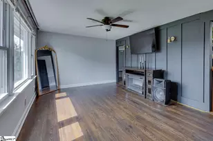 24 Maudie St, Greenville, SC 29605 - Photo 8