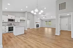 351 Little Mountain Cir, Inman, SC 29349 - Photo 12