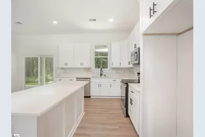 6 Gavin Place, Taylors, SC 29687 - Photo 8