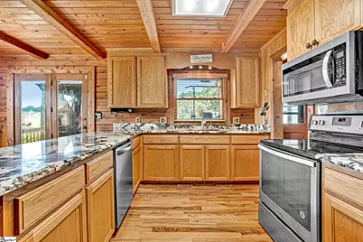 313 Henderson Road, Gray Court, SC 29645 - Photo 8