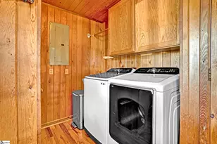 313 Henderson Rd, Gray Court, SC 29645 - Photo 12